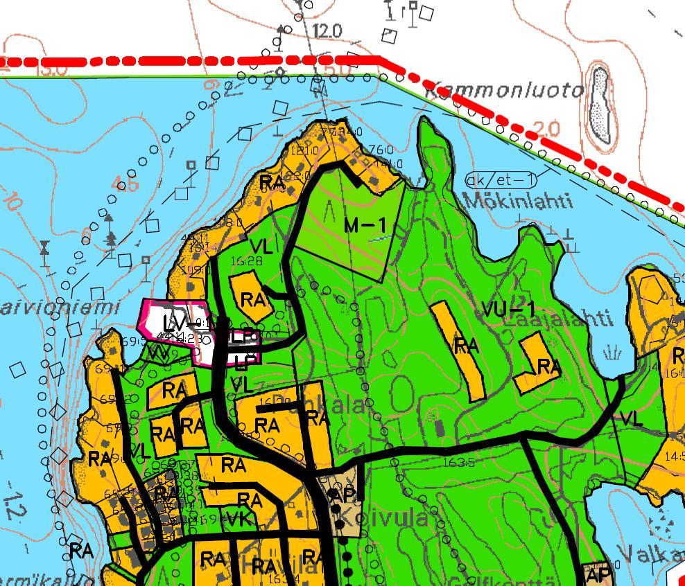 ASEMAKAAVAN MUUTOS TAHKOVUORI, KORTTELI 215 (OSA), TONTTI 11 (9) Yleiskaava Alueella on voimassa kaupungin valtuuston 1.4.2003 hyväksymä Tahkovuoren osayleiskaava.