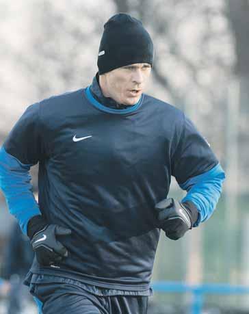 10 FUTBAL piatok 17
