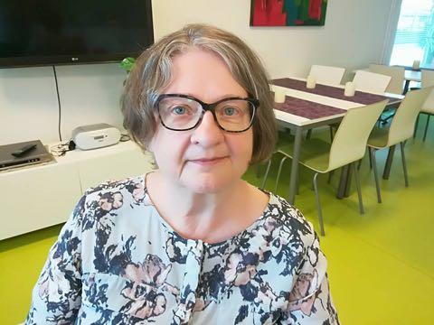 EMPATIAKYKYINEN YHTIÖ PÄRJÄÄ PARHAITEN KUUNTELE