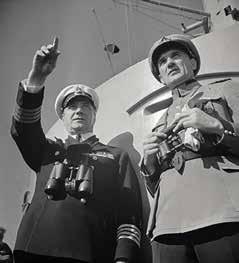 Merivoimat 100 vuotta komentaja sotamarsalkka Mannerheimille valtuudet laskea tilanteen vaatiessa merimiinoitteita Suomen aluevesille, ja ensimmäiset miinoitteet laskettiinkin jo 25.10. Miinoittaminen kansainvälisellä merialueella edellytti sopimista ulkoministeriön kanssa.