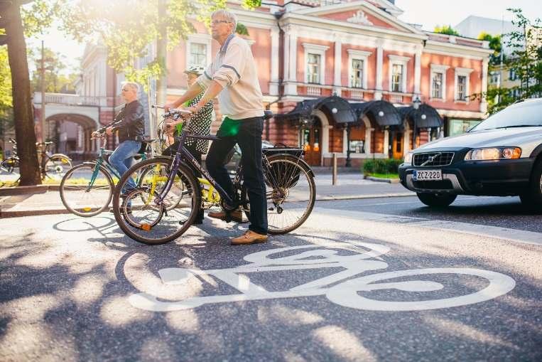 20 min Uudenlainen pyöräliikenteen suunnittelu Helsingissä n.