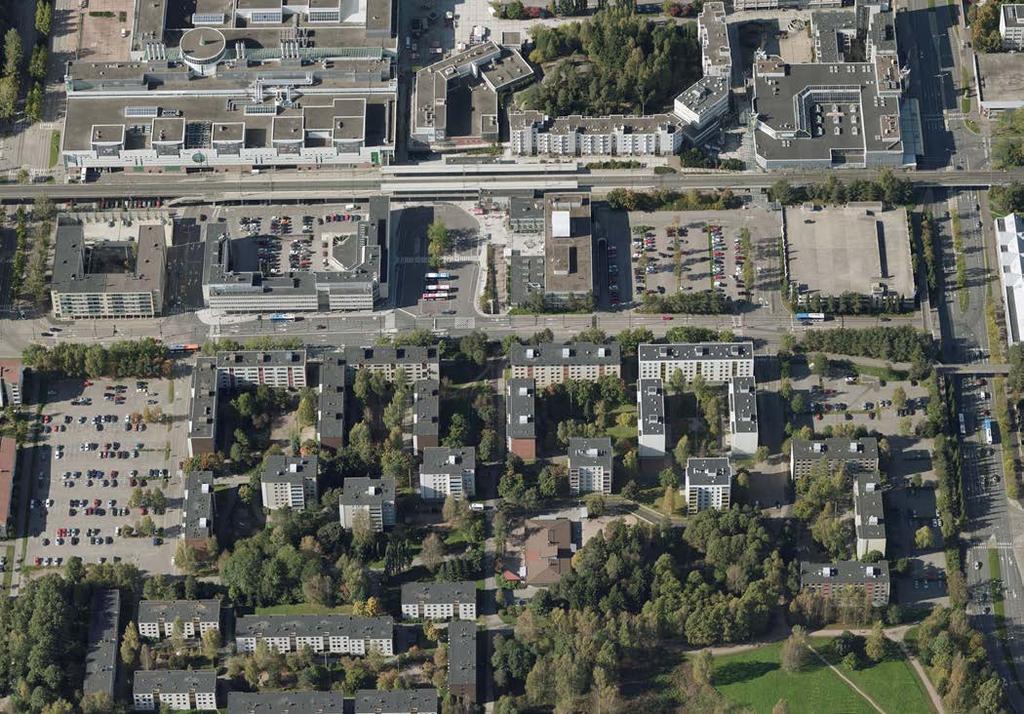 Ostoskeskuksen konstruktivismi on harvinaista liikerakentamisessa ja sellaisena Kehäradan varren värikäs maamerkki.