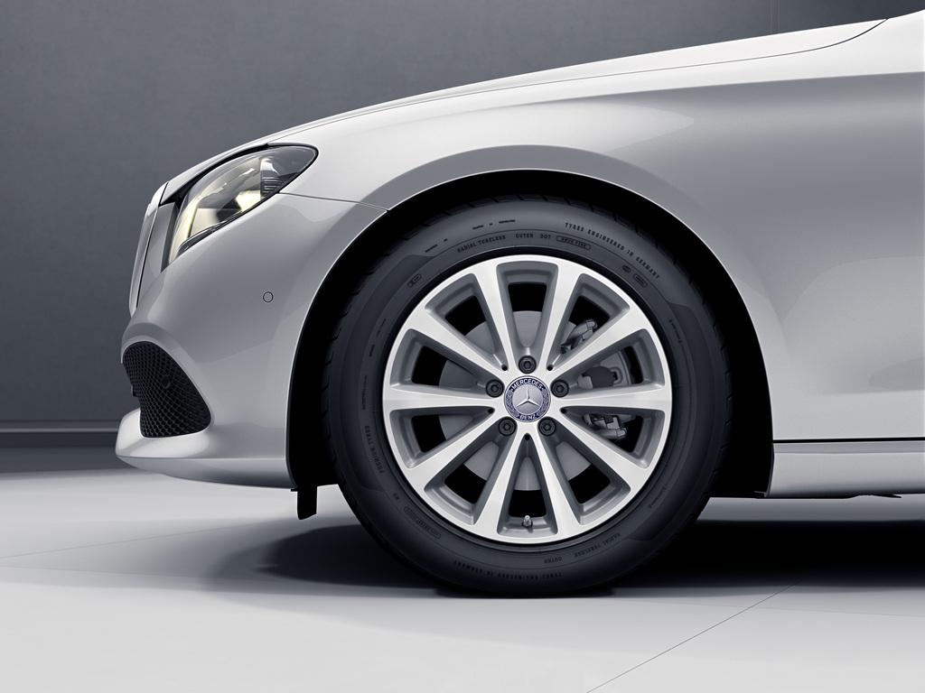 Mercedes-Benz C-sarja sedan Facelift Hinnasto 9.8.