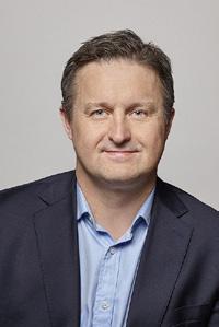 10 JOHTORYHMÄ LAURI VEIJALAINEN s. 1968 LuK, MBA Toimitusjohtaja 2016 MIKKO HUTTUNEN s. 1968 Henkilöstöjohtaja 2016 KAI LAITINEN s. 1970 Talousjohtaja 2017 NORA MALIN s.