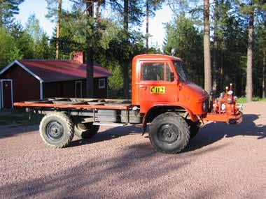 0407485651 VIROLAHTELAINEN RAVIJOEN VPK osti Unimogin uutena vuonna 1970 ja se on ollut