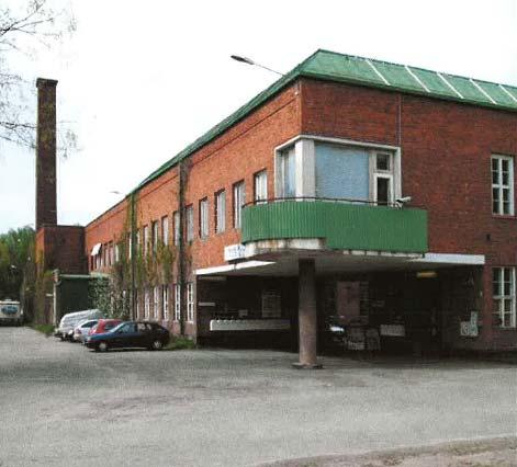Julkisivut Uudisrakennuksen räystäskorkeus maanpinnasta mitattuna tulee olla likimäärin 10 metriä, jolloin uudisrakennuksen hahmo muistuttaa puretun Mensan rakennuksen hahmoa.