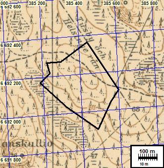 6 Tutkimusalue 1936 vuoden topografisella kartalla. 1958 peruskartassa näkyy tutkimusalueen kohdalla edelleen tielinja, mutta ei rakennuksia.