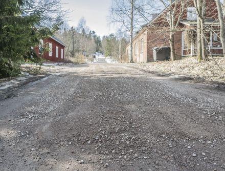 Tiet on säilytetty päällystämättöminä hiekkateinä. Teitä ei kuitenkaan ole rakennettu nykyiselle autoliikenteelle.