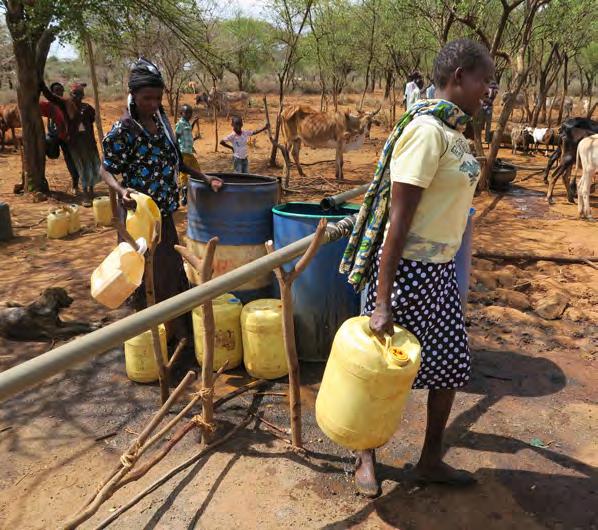 Vesi muutti kyläläisten elämän Syrjäisellä Moloksen seudulla Länsi-Keniassa, noin tunnin ajomatkan päässä Mogotion kaupunkikeskuksesta, on etsitty pohjavettä 1960-luvulta lähtien.