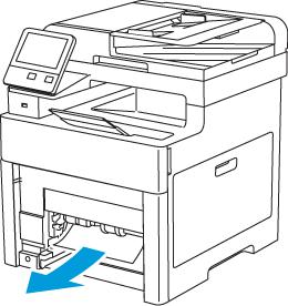 Vianetsintä Paperitukkeumien selvittäminen alustan 1 alueelta Ohjaustaulussa näkyvä virheviesti ei sammu ennen kuin paperirata on tyhjennetty. 1. Poista ohisyöttöalustalla oleva paperi. 2.