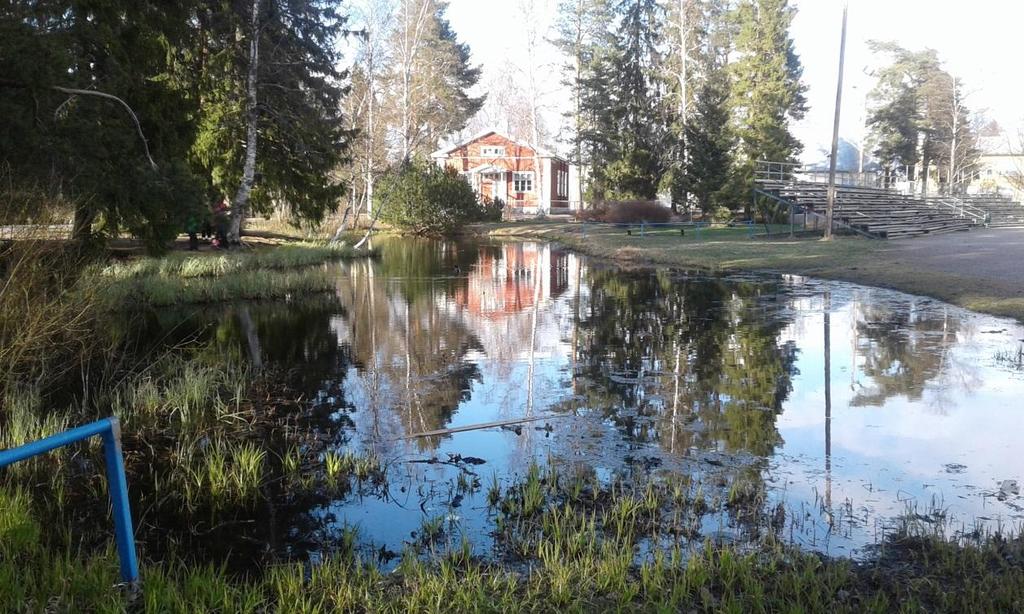 täynnä maa-ainesta. 3.