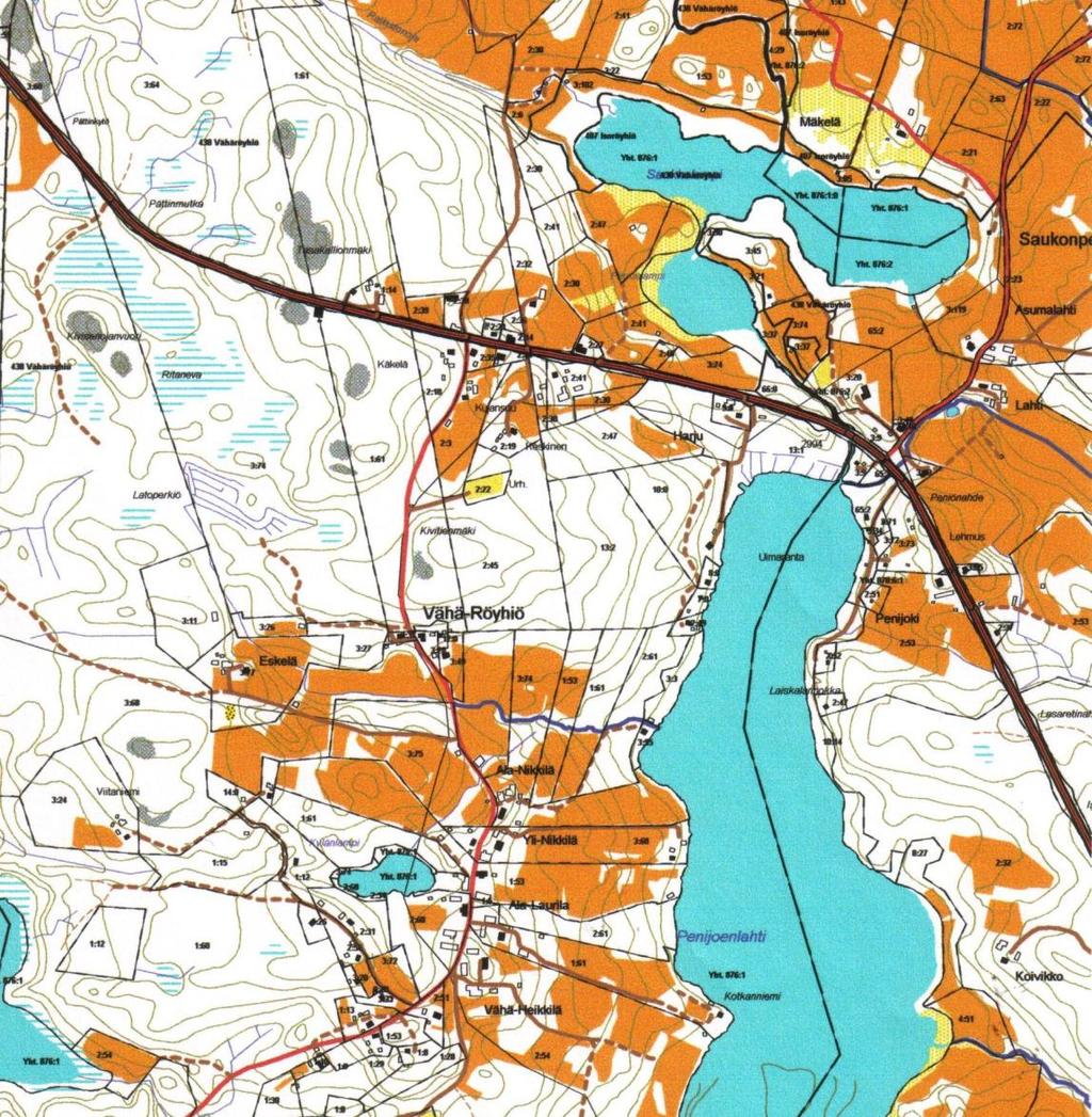 RÖYHIÖ Kylän alueet ovat kumpuilevaa maalaismaisemaa riistamaineen ja metsineen. Kyrösjärvi kiertää kylää mahdollistaen matkan Ikaalisten keskustaan talvella autoillen jäätietä ja kesällä veneellä.