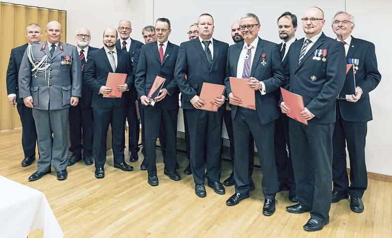(Jane s Defence Weekly 7 March 2018, 14 February 2018) Perinteiseen tapaan Jääkäritykistön Kilta laski edesmenneen kunniajäsenensä jalkaväenkenraali Adolf Ehrnroothin haudalle seppeleen.