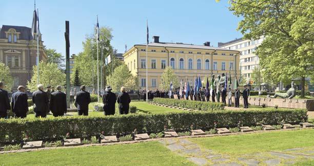 Sen jälkeen asema- ja mittaussuuntakehät korvasivat tämän perustyökalun ja se jäi ainoastaan tulenjohdon käyttöön.