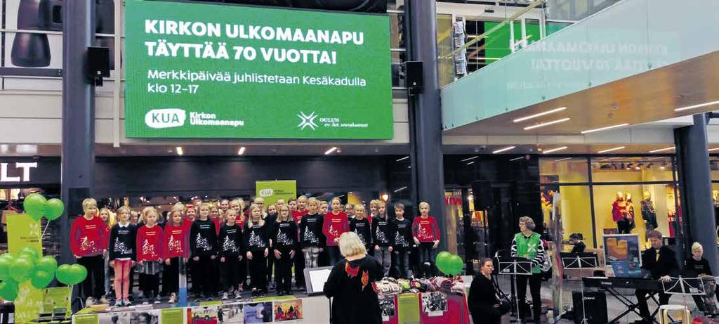 SEURAKUNNAT JA KUA OULUSSA ISO KUA 70V-JUHLA SEURAKUNTIEN TUKI ON TÄRKEÄÄ Seurakuntien yhteyshenkilöt ja aktiivit järjestivät syyskuussa oululaisessa kauppakeskuksessa hyväntuulisen tapahtuman Kirkon