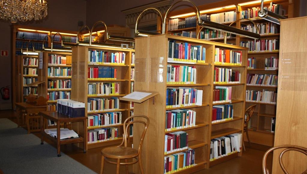 6. Hovioikeuden kirjasto / Hovrättens bibliotek Henkilökunnan käytössä on oikeudellinen virastokirjasto, jonka palveluja voivat käyttää myös muut ylioikeudet ja hovioikeuspiirin käräjäoikeudet,