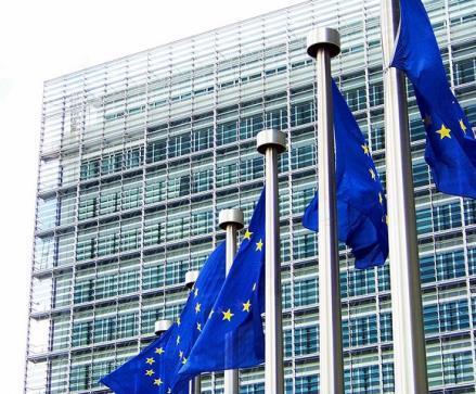 Miten EU päättää asioista? Kuten arvaat, EU:n toiminta edellyttää paljon työtä ja ihmisiä. Kuka siis tekee mitä?