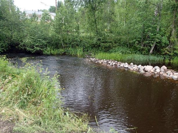 Kohteessa toteutettiin ruoppaus, noin 10 metrin kivisuisteen rakennus suvannon pohjalle ja rantojen eroosiosuojaus. Lisäksi kosken alapuolelle rakennettiin kaksi kutusoraikkoa.