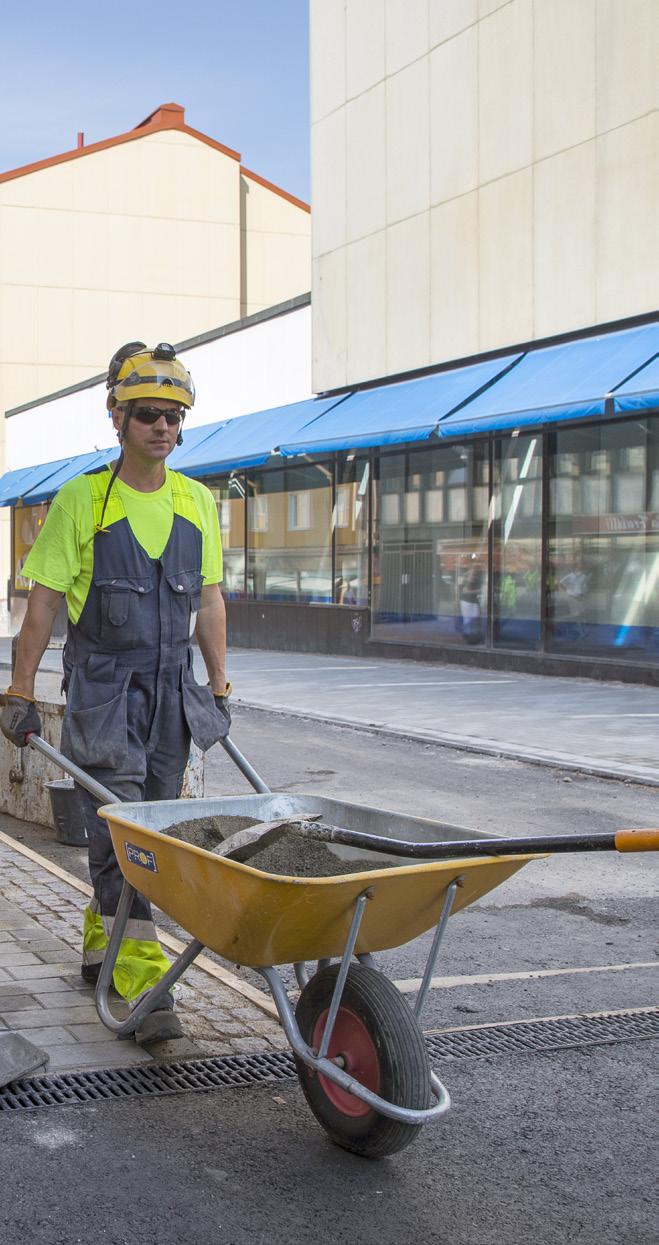 Sisältö 1. Johtaminen ja esimiestyö 5 Oulun kaupungin johtamisperiaatteet 7 Esimiehen oikeudet ja velvollisuudet 9 2.