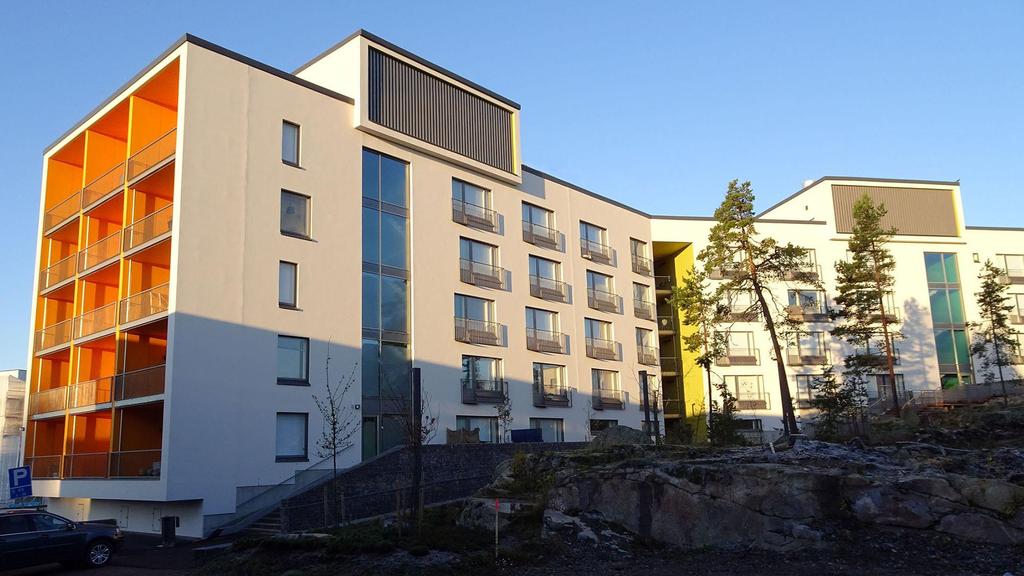 puhelinnumeroita ja neuvoi paikkoja, että sain