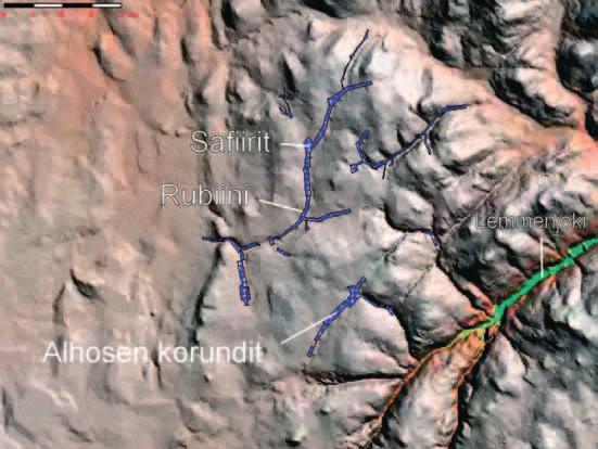viistekiviä (pienimmät kaupalliset noin 1,25 x 0,8 mm). Menetelmät ovat samoja, joita kehitettiin ja käytettiin Lapin ensimmäisen safiirin tunnistamisen yhteydessä (ks. Kinnunen 2007a ja b).