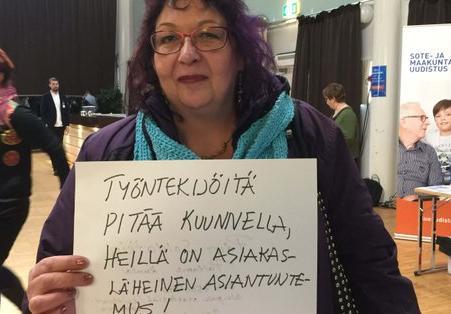 Sotelainen tukee sote-alan henkilöstöä muutoksessa Tarjoamme sote-työntekijöille, esimiehille ja johtajille muutostukea maakuntauudistuksessa.