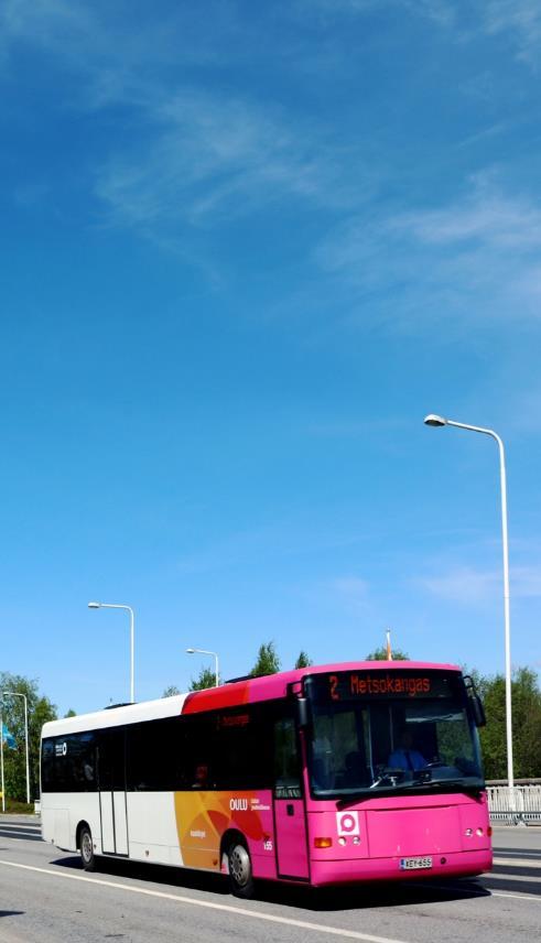 YHDYSKUNTA- JA YMPÄRISTÖPALVELUT Joukkoliikenne Tavoitteelliseen palvelutasosuunnitelmaan perustuva linjasto otetaan käyttöön vaiheittain vuosina 2018-2020 Linnanmaan kampusliikenne käynnistyy