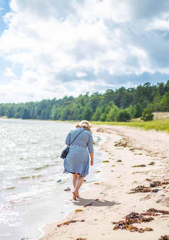 SUOMI MAAILMASSA Globaali monenkeskinen maailmanjärjestys YK:n aseman tukeminen keskeisimpänä globaalina toimijana on Suomen prioriteetti Vahvistetaan Suomen asemaa rauhanvälittäjänä ja demokratian