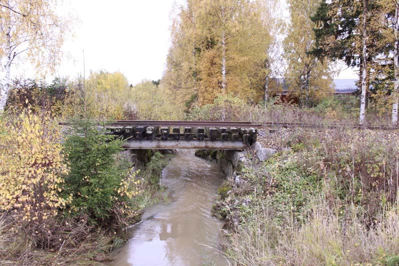 44 26.10.2016 Taipaleen vanhan kanavan sillan rakennettavuustarkastuskommentit on saatu. Tilaajan rakennuttajakonsultille on vastattu 27.10.2016, että kommentit käydään läpi ja päivitetään suunnitelmaan.