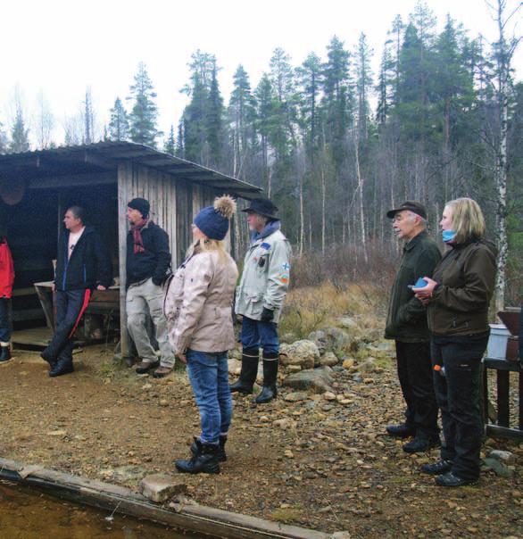 kin mukana luonnollisesti, sillä joukossa oli geologeja ja geologian opiskelijoita.