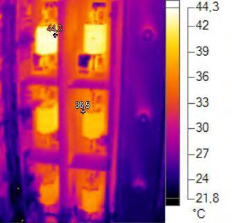 TATE-kuntotutkimukset Sivu 130 (151) Lämpökuvaus pääkeskuksen pääsulakkeista ja liittymisjohdoista Lämpökuva pääsulakkeista ja liittymisjohdoista 18.12. klo 10.20.