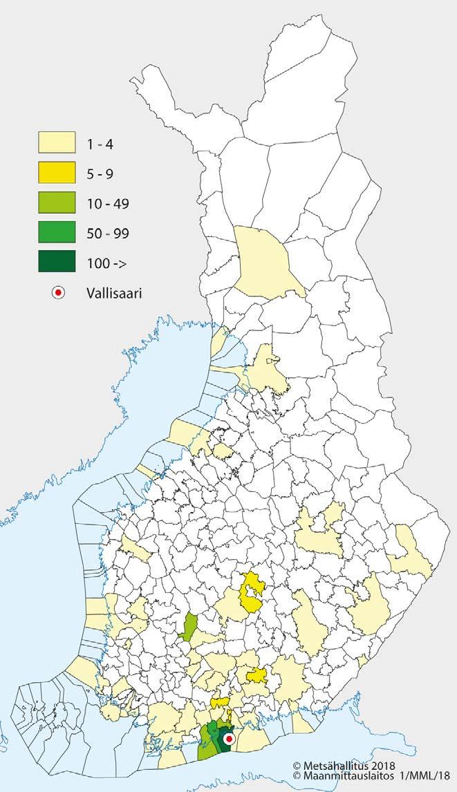 Kaikenikäisten Vallisaari Vastanneiden keski-ikä oli 44,5 vuotta. Vastanneiden tasainen ikäjakauma eroaa Nuuksion kansallispuistosta, jossa korostui nuorten aikuisten osuus.