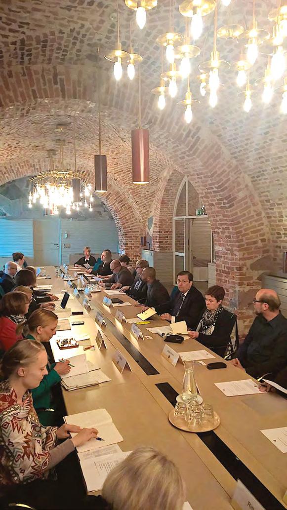 puolueiden ja kansalaisjärjestöjen välistä vuoropuhelua. Valtioneuvosto asetti 11.2.2016 neuvottelukunnan vuosille 2016-2020. USKOT-foorumi valittiin sen yhdeksi valtakunnalliseksi jäsenjärjestöksi.