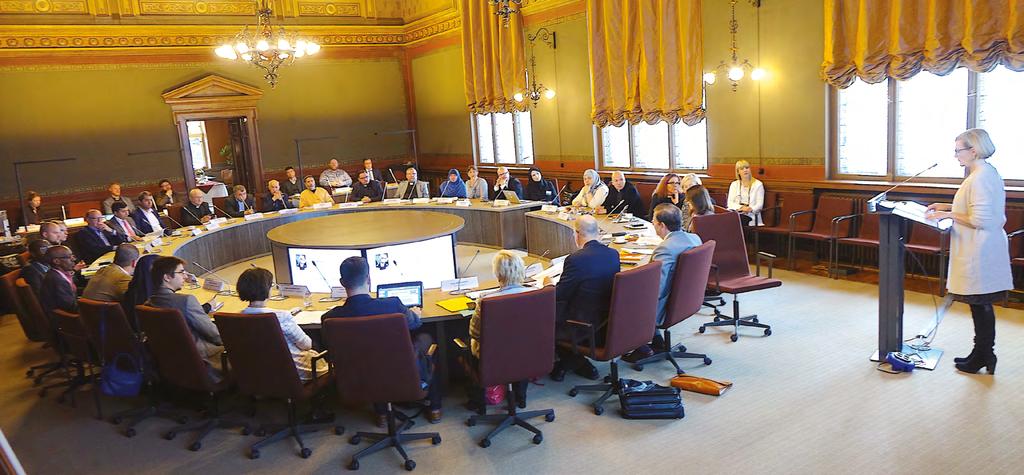 uskontokuntien kannalta uskonnonopetuksen tilannetta kuvaava SWOT-analyysi. Tilaisuuden avaajaksi pyydettiin opetus- ja kulttuuriministeri Sanni Grahn- Laasonen.