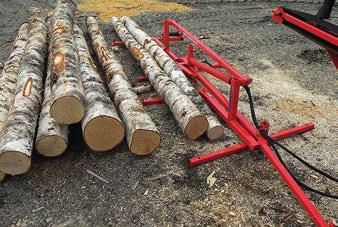 Puunnostimet Lisälaitteet HakkiLift puunnostimet ovat tehokkaita apulaitteita puiden nostamiseen maasta klapikoneelle.