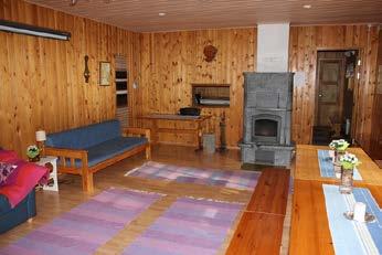 Sauna on erillinen rakennus rannassa. Osallistu Mäntyhovin JUHANNUSARVONTAAN Jytyn nettisivuilla Jyty Rovaniemi/Mäntyhovi 7.
