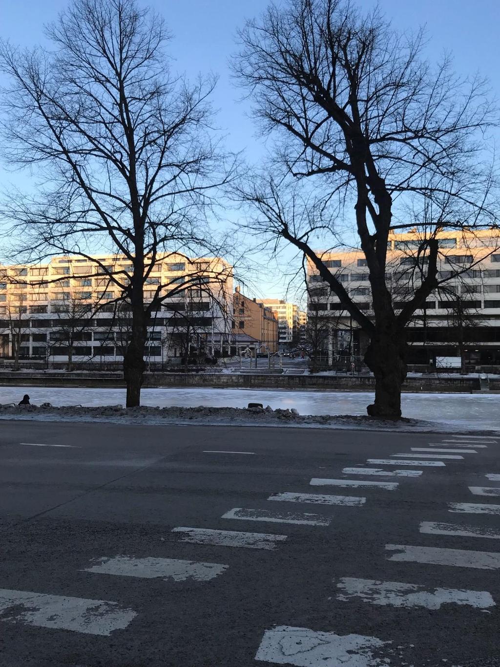 Laskennallinen käyttämätön rakennusoikeus 5346 k-m2 (tontit 1 ja 2).