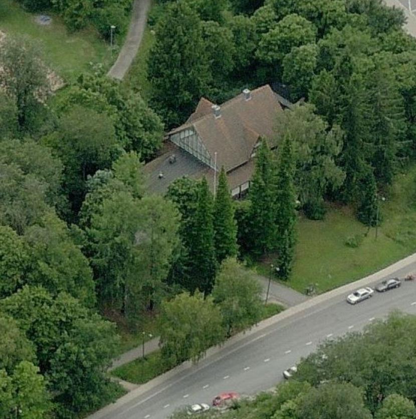 Biologisen museon ympäristö Kaavan tilanne: Museorakennusten korttelialue, rakennusoikeutta jäljellä 3 017 k- m2.