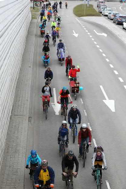 Pyöräilybuumi Jyväskylän seudulla pyöräilybuumi seudulla alkoi hanketoiminnan ansiosta noin 5 vuotta sitten JYPSin jäsenmäärä on 6-kertaistunut vuodesta 2012 nykyiseen yli 1000:een tuhansia ihmisiä