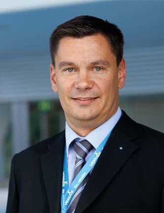 4 Vuosikertomus 2017 Suomen Uimaliitto 5 Puheenjohtajalta Vedessä on virtaa strategiset tavoitteet 2020 Yhdessä vastuullisesti! Suomen juhliessa 100-vuotisjuhlavuottaan, oli Suomen Uimaliiton 111.