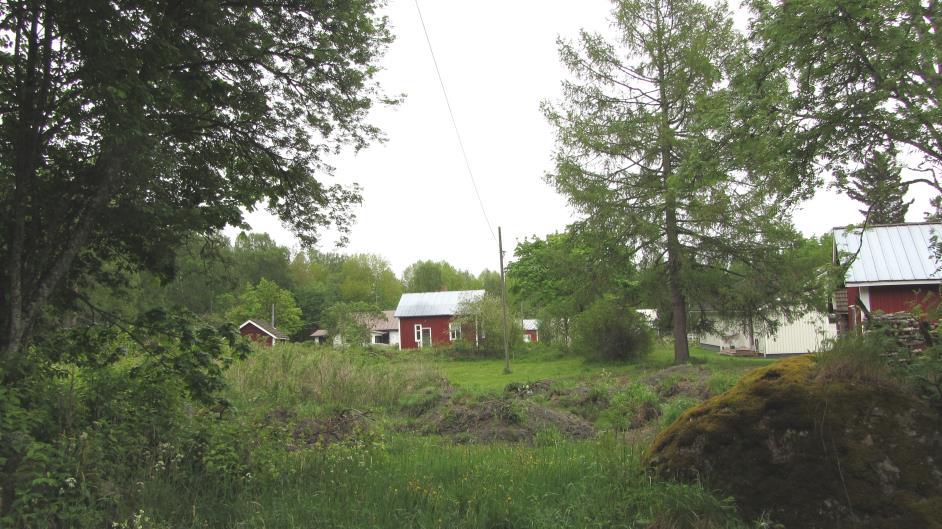 Kaikkien alueen maanomistajien kanssa on tehty asemakaavoitussopimukset, ja ennen kuin asemakaava viedään kunnanvaltuustoon lopullista hyväksymistä varten, on alueen maanomistajien kanssa tehtävä