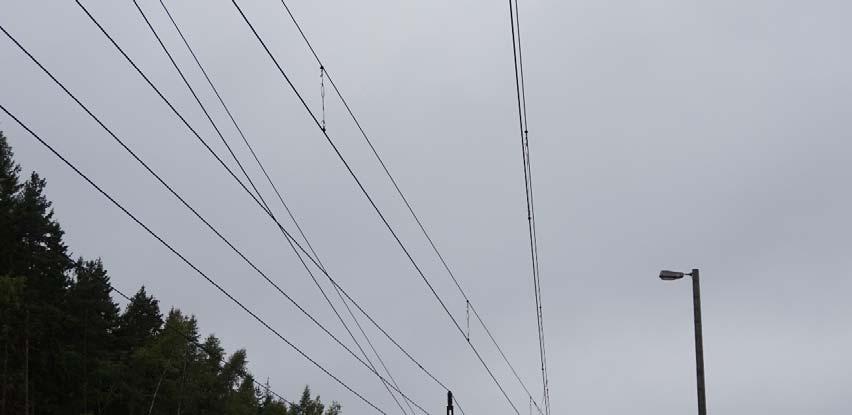 20 Kuva 11. Kuvassa nähdään hyvin sivuraiteen kohtaamisjänteen yhdistyminen pääraiteeseen sinisen nuolen kärjen kohdalla. Ajojohdin osuuden pituus on maksimissaan noin 1,3 kilometriä.