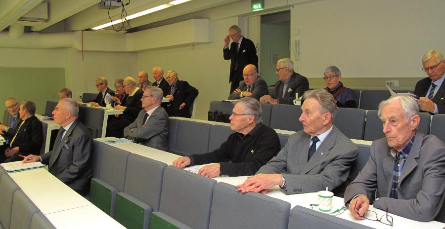 Killan syyskokous Killan sääntömääräinen syyskokous pidettiin keskiviikkona 18.11.2015 Suojeluskuntatalon auditoriossa. Paikalla oli 25 killan jäsentä.
