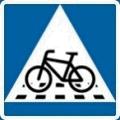 B7 Väistämisvelvollisuus pyöräilijän tienylityspaikassa B7 Merkillä osoitetaan, että ajoneuvolla ja raitiovaunulla on väistettävä ajorataa pyörätien jatkeella ylittävää polkupyöräilijää.