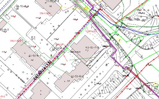 11:098 / SEPÄNKATU 7 / ASEMAKAAVASELOSTUS (5) Kunnallistekniset järjestelmät Jalonraitin alla kulkee Jyväskylän Energia Oy:n talousvesi-, hulevesi- ja viemäriverkostoa, joidenlisäksi