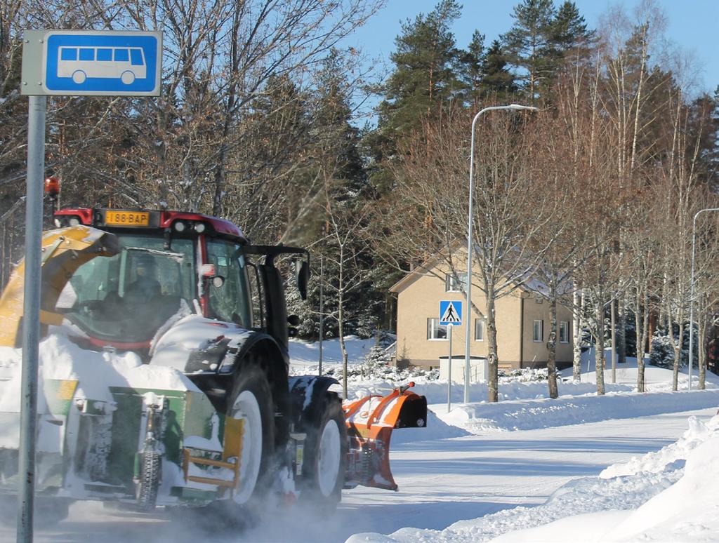 Luumäen liikenteessä vastaajia huolestutti eniten välinpitämättömyys, kuten ylinopeudet ja kaahaaminen, mopoilijoiden hurjastelut ja temppuilu sekä autoilijoiden piittaamattomuus jalankulkijoita ja