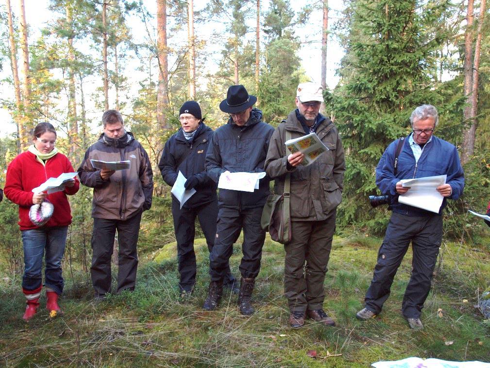 vaativimpien luonnonhoidon menetelmien, kuten polttojen ja kulotusten, käyttö jää hankkeiden ulkopuolella helposti vähäiseksi.