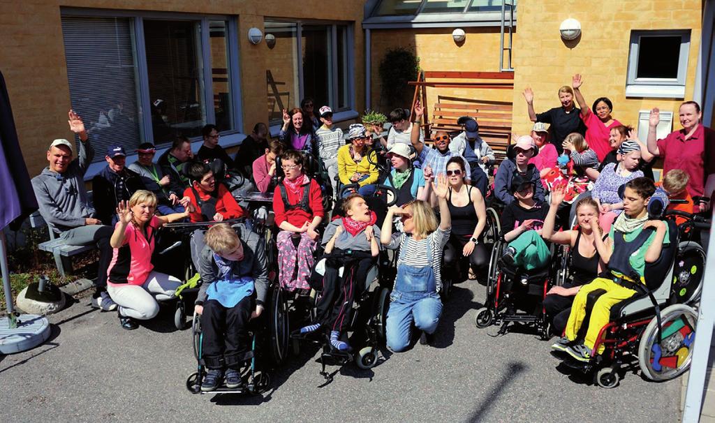 Toimistolla Läntisellä Brahenkadulla työskentelee 13 työntekijää ja palvelutoiminnan yksiköissä 40 työntekijää.