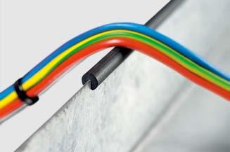3.8 Kaapelisuojaus Reunusnauhat Reunusnauhat PVC-reunusnauhat Reunusnauha suojaa kaapeleita ja johtimia läpivienneissä ja paneeleissa.