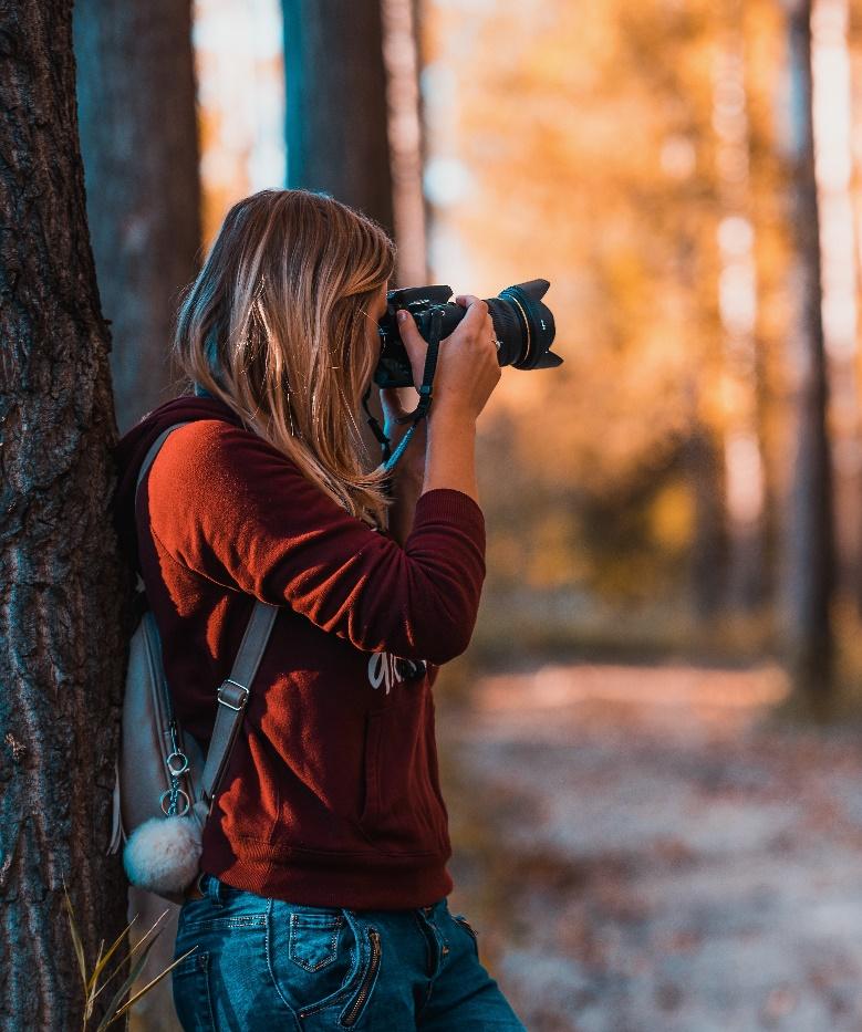 Seikkailunhaluinen nuori - Reetta Tähän segmenttiin kuuluvat ovat tyypillisesti nuoria naisia, jotka nauttivat vaikutusvallasta ja muiden ihailusta.